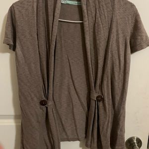 Medium Maurice’s short sleeve cardigan